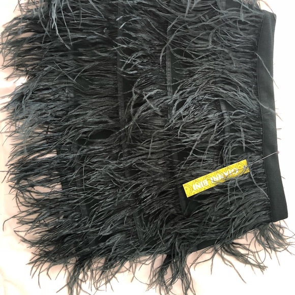 Green feathered mini - Picture 2 of 4